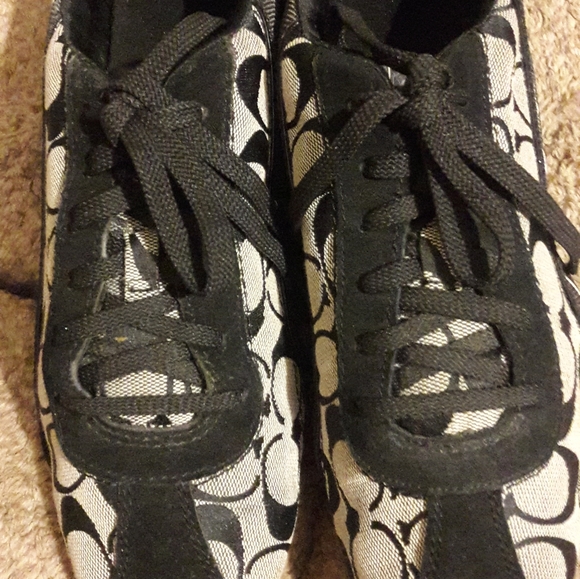 Coach Black/Grey Classy Sneakers 9.5 - Picture 8 of 9